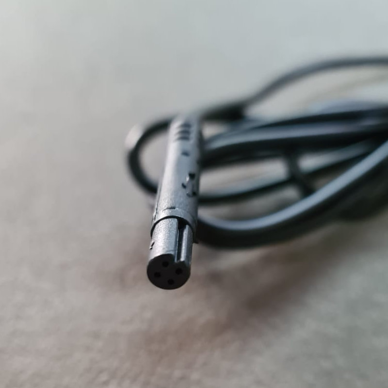 Iveco Daily Rückfahrkamera Mini-DIN-Stecker 4 PIN – Bild 2